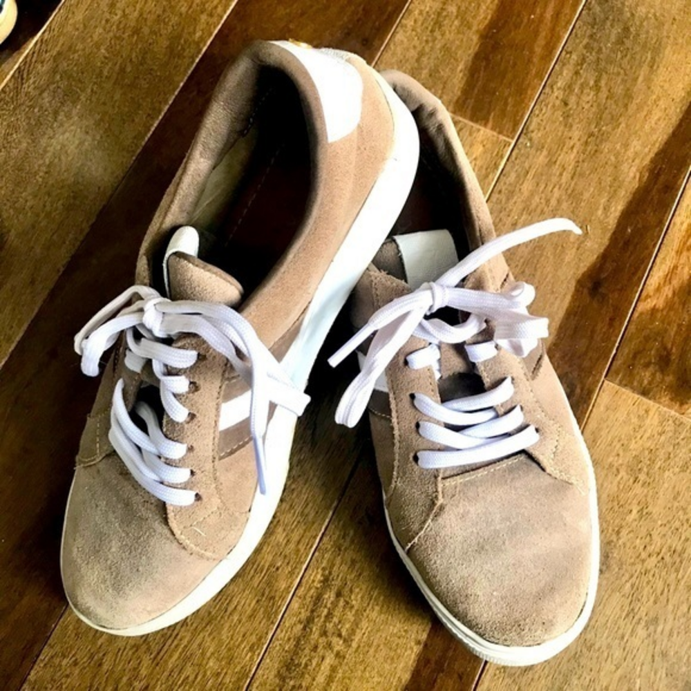 Kaanas Suede‎ Bristol Tan White Sneaker 8 EUC